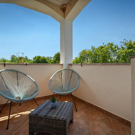 New 2025! Luka With Private Pool * Frata