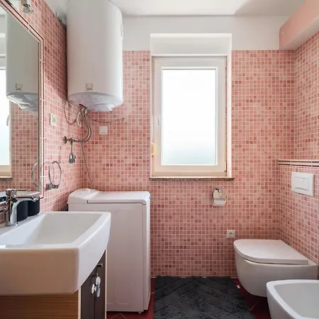 Luka With Private Pool *