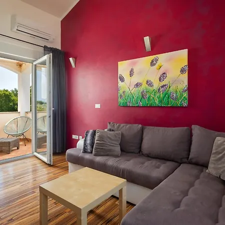 Luka With Private Pool *